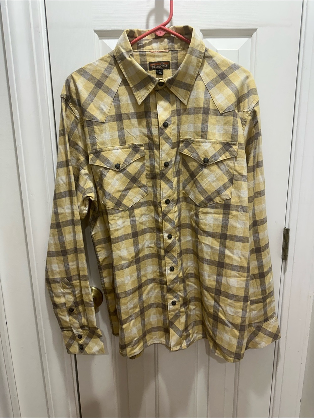 Patagonia Yellow and Gray Plaid Button-Up Shirt Jacket